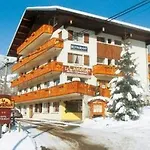 Le Castellan Hotel 3*